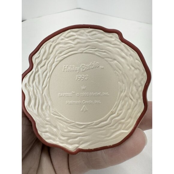 2 Hallmark Barbie Ornaments 2001 Christmas Celebration And 1993 Holiday - Picture 14 of 15